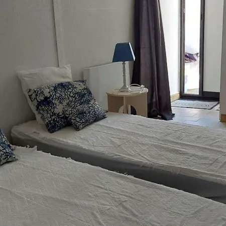 Villa Confortable 2 Pieces Proche Plage, Calme, Parking Prive - Fr-1-328-283 *